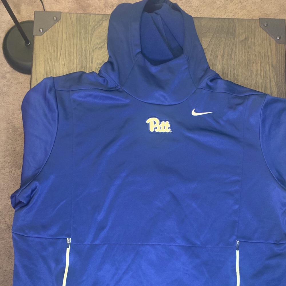 University of Pittsburgh sweatshirt